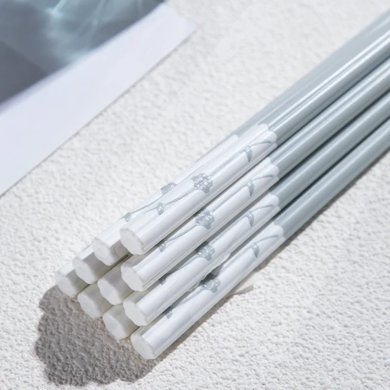 

5pairs Floral Alloy Chopsticks High-end Household Food Chopsticks Set Japanese Anti-slip Anti-bacterial & Anti-mould Chopsticks