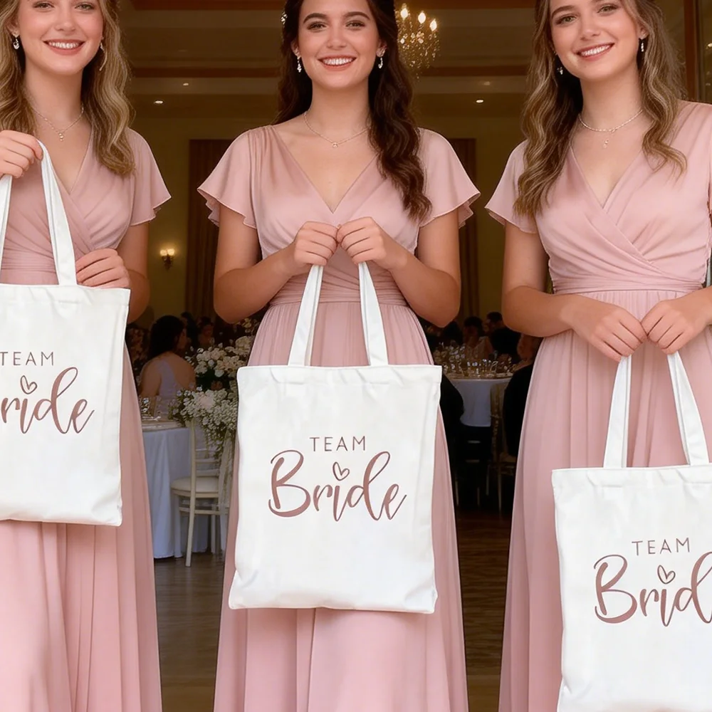 

Сумка с графическим рисунком команды невесты, подарок подружке невесты, товары для девичника, сумка для свадебного душа, сумка для подружек невесты и свадебных мероприятий