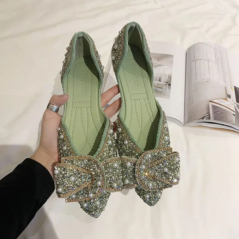 Appartamenti strass verde punta a punta con cristalli scarpe con diamanti per donna 2024 calzature estive da donna piatte perlate primavera E scarpa