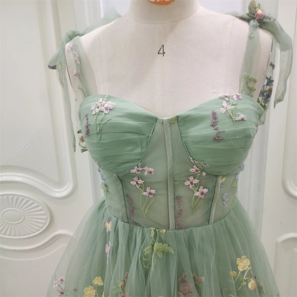 ZJ4013 2025 여름 신상 유럽 및 미국 외국 무역 이브닝 드레스 여성 의류 스트랩리스 섹시 자수 레이스 드레스