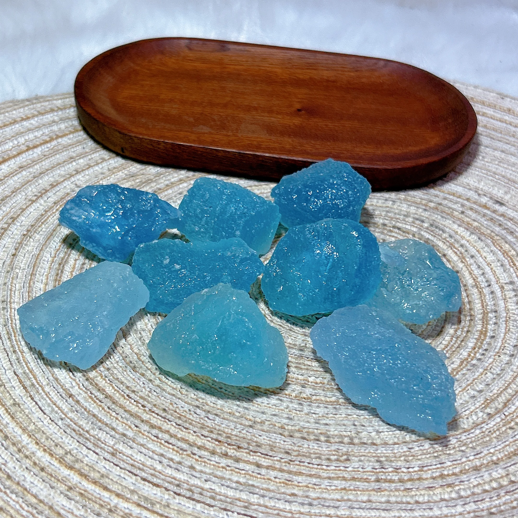 High Quality Natural Crystal Blue Aquamarine Raw Stone Specimen Ornament Healing Gemstones Energy Ore Reiki Home Decoration