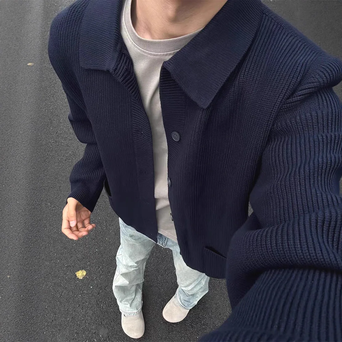 

2025 Navy Blue Knitted Cardigan Men's Single Button Lapel Sweatshirt Jacket American Cleanfit Wool Jacket Trend