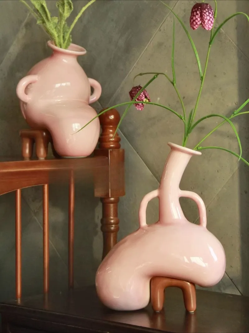 Vase for sitting on a stool, ceramic vase high-value ornament niche, creative birthday gift