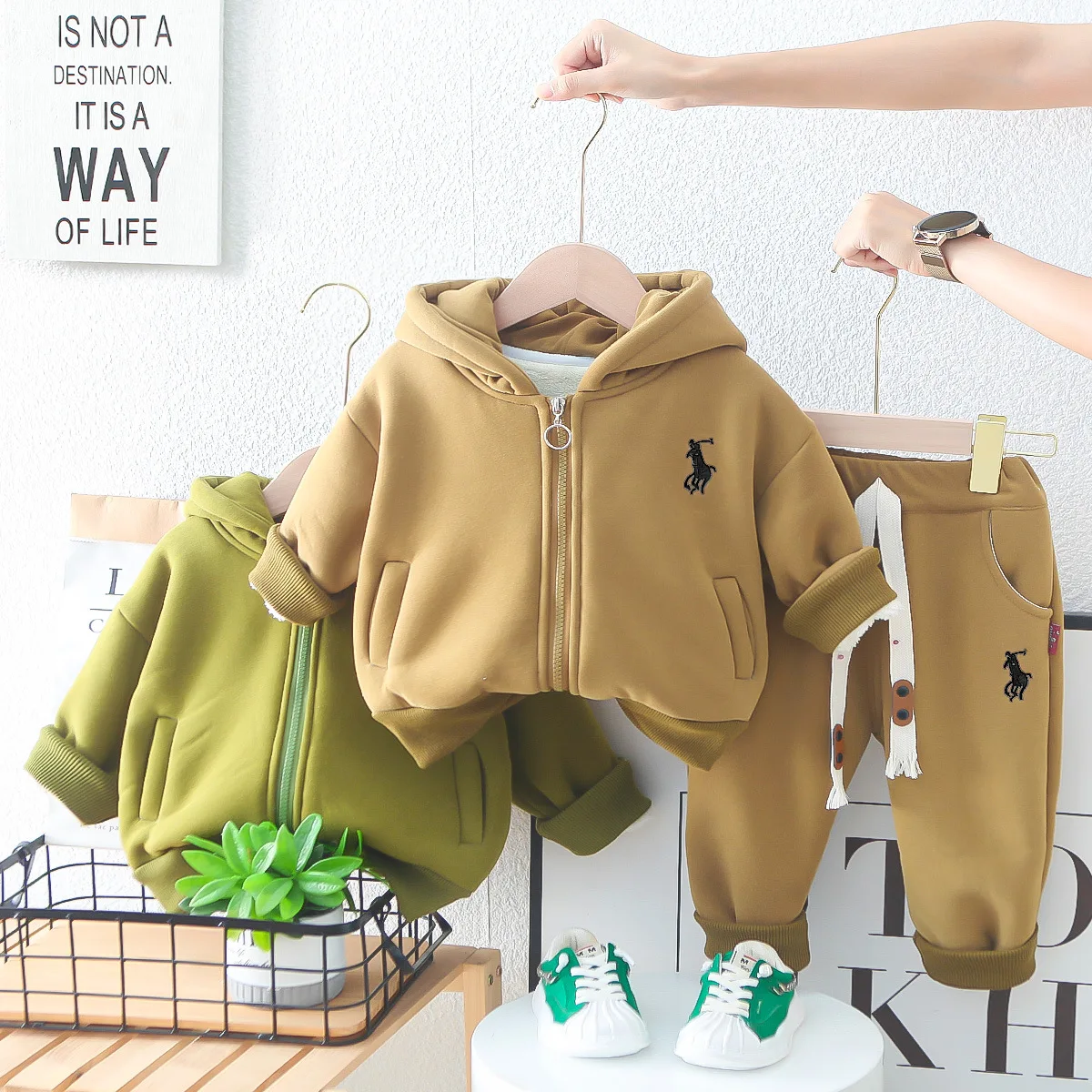 Boys Thick Clothes Sets Winter Children Cotton Velvet Jackets Hoodies Pants 2pcs Tracksuits For Baby Warm Coats Suit Kids Outfit