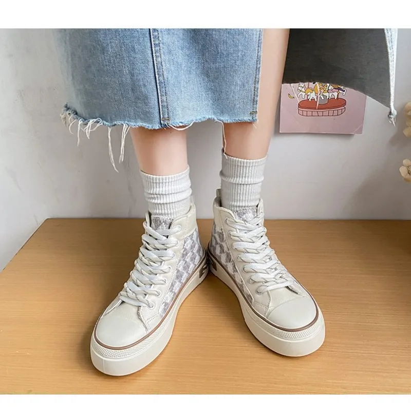 Small Fragrant Wind Checkerboard Canvas Shoes Women 2024 New Niche Design Sense Thick Soles with Small White Board Shoes