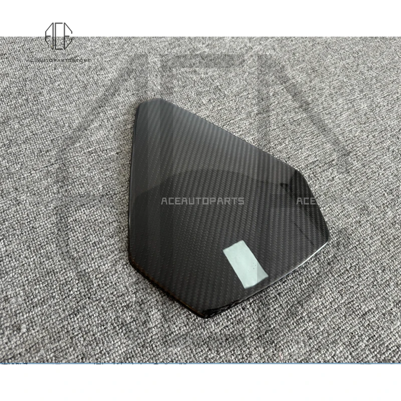 

Накладка на центральную панель из карбона для Lamborghini Huracan LP610 LP580, элементы интерьера