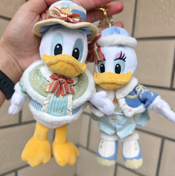 daisy duck keychains - Buy daisy duck keychains with free shipping
