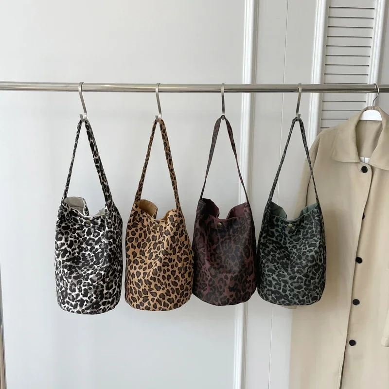 Leopard Print Bucket Cloth Shoulder Bags Casual Portable Hasp Retro Super Cool Handbags for Women 2024 Fashion Versatile on Sale