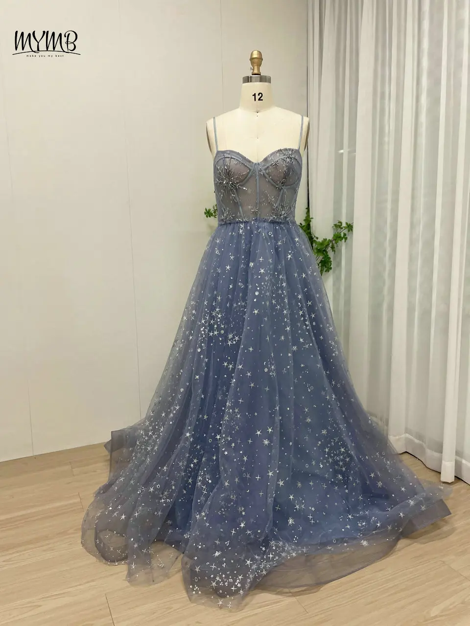 

MYMB Luxury Exclusive Blue Sweetheart Neck Girls Birthday Party Dresses Beaded A-Line Tulle Illusion Evening Prom Gowns MB40164