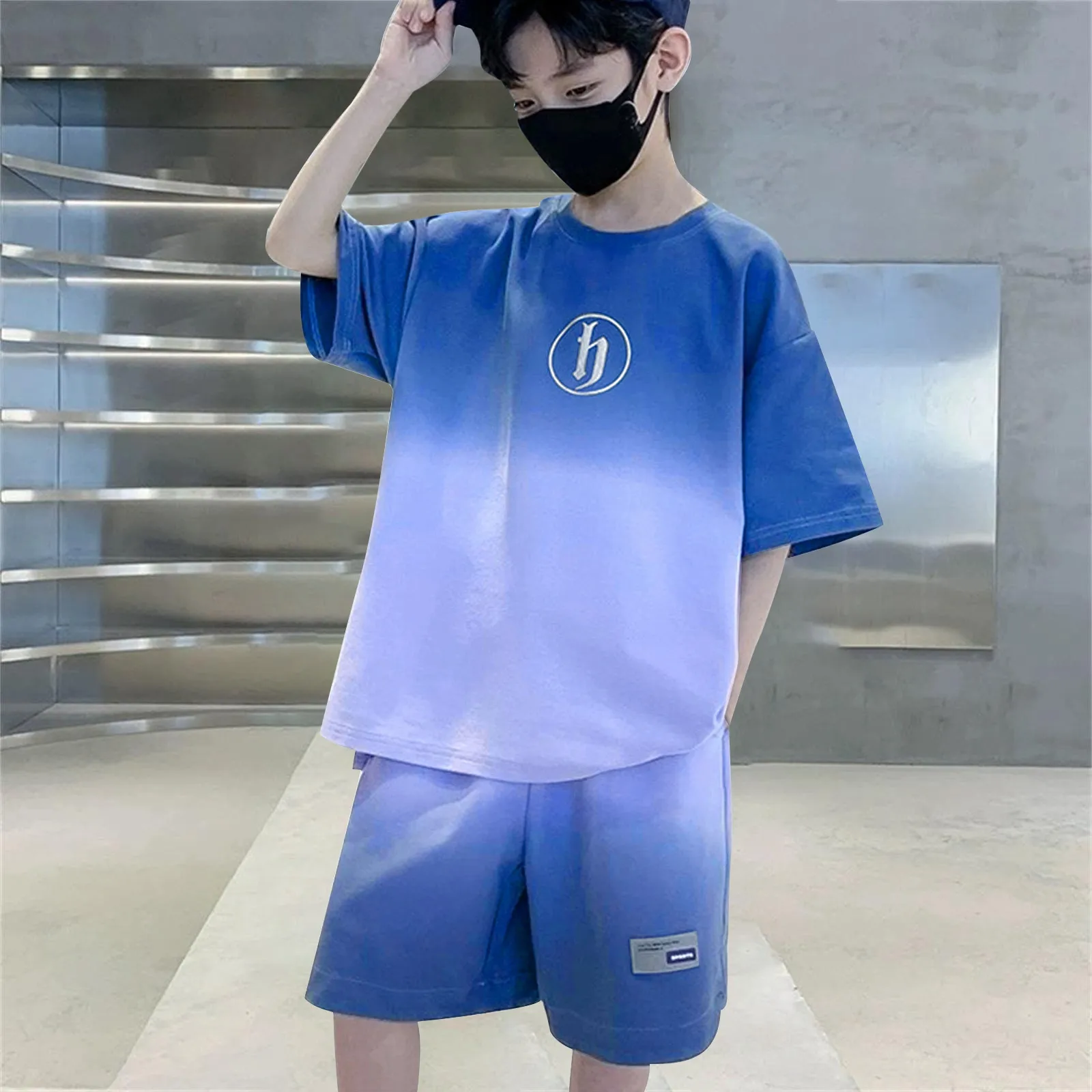 

Children's Summer Short Sleeve Suit Boys Summer Suit 2024 New Medium And Large Children Boys Clothes Gradual Short Sleeve Shorts