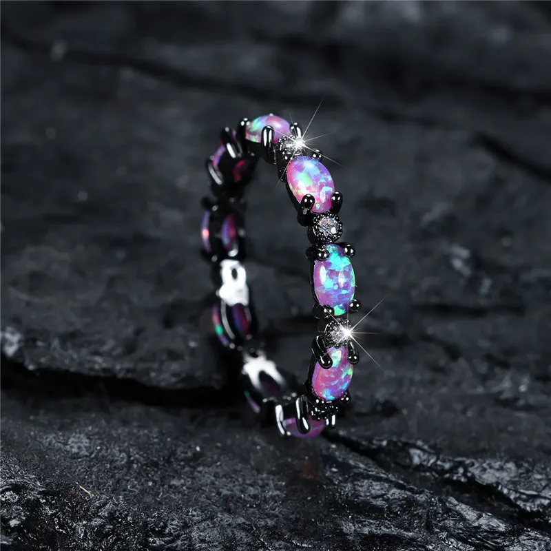 Anillo de compromiso de ópalo de fuego morado, bonitos anillos de boda con piedra ovalada pequeña para mujer, banda de Metal negra Vintage, joyería, accesorio nupcial