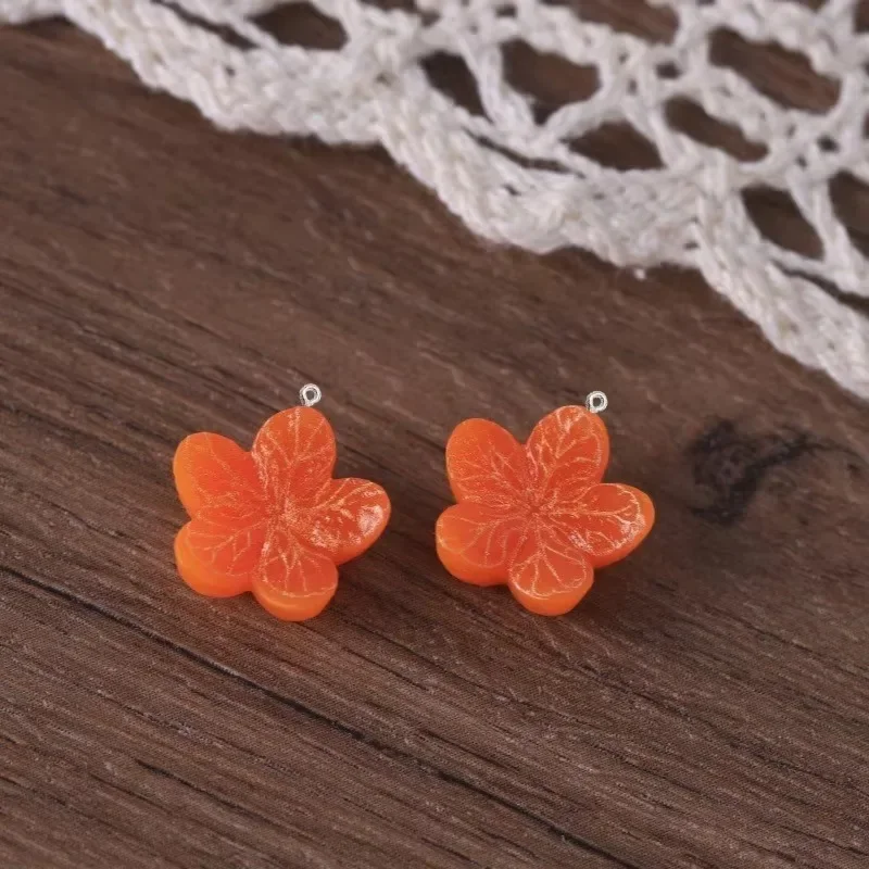 10pcs Mini Simulated Peach Orange Resin Planar Charms Fruit Flower Pendants with Eye Pin Handcraft Jewelry Supplies