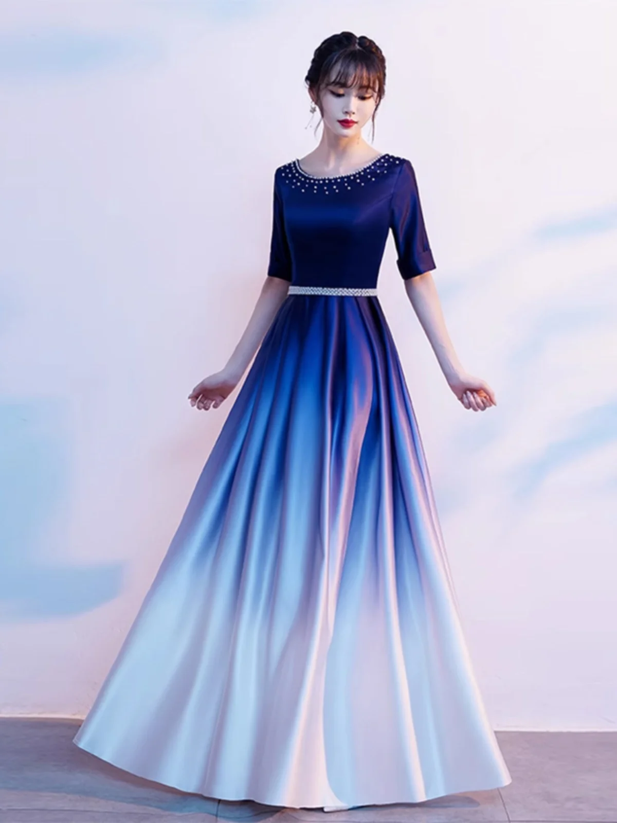 Ele Long Women's Dr adual Color Performance Costume for Chorus Performance Poem Recitation Host Ball Gown