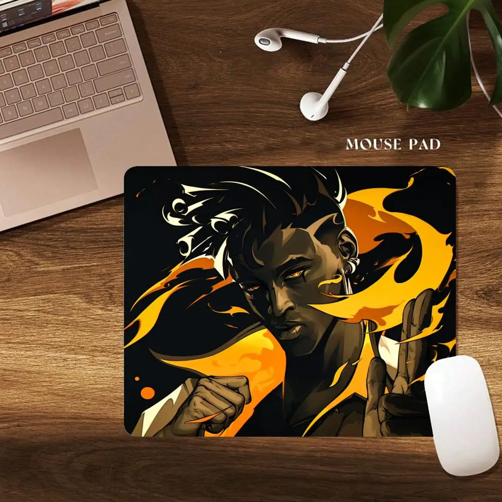 E-sports games valorant small Mouse Pad Desk Mat gaming mats rubber anti-slip Durable pc accessories laptop office mat mousepads