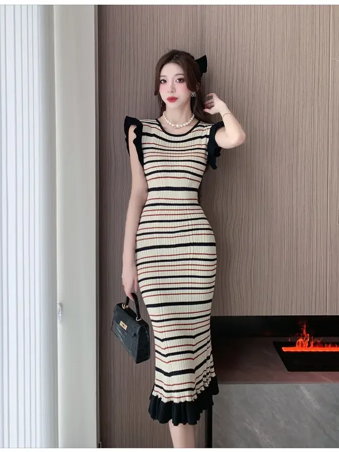 22024Flying Sleeves Striped Dress Women French Summer Elegance Temperament Shrinking Waist Thin Fishtail Dress Long Vestido