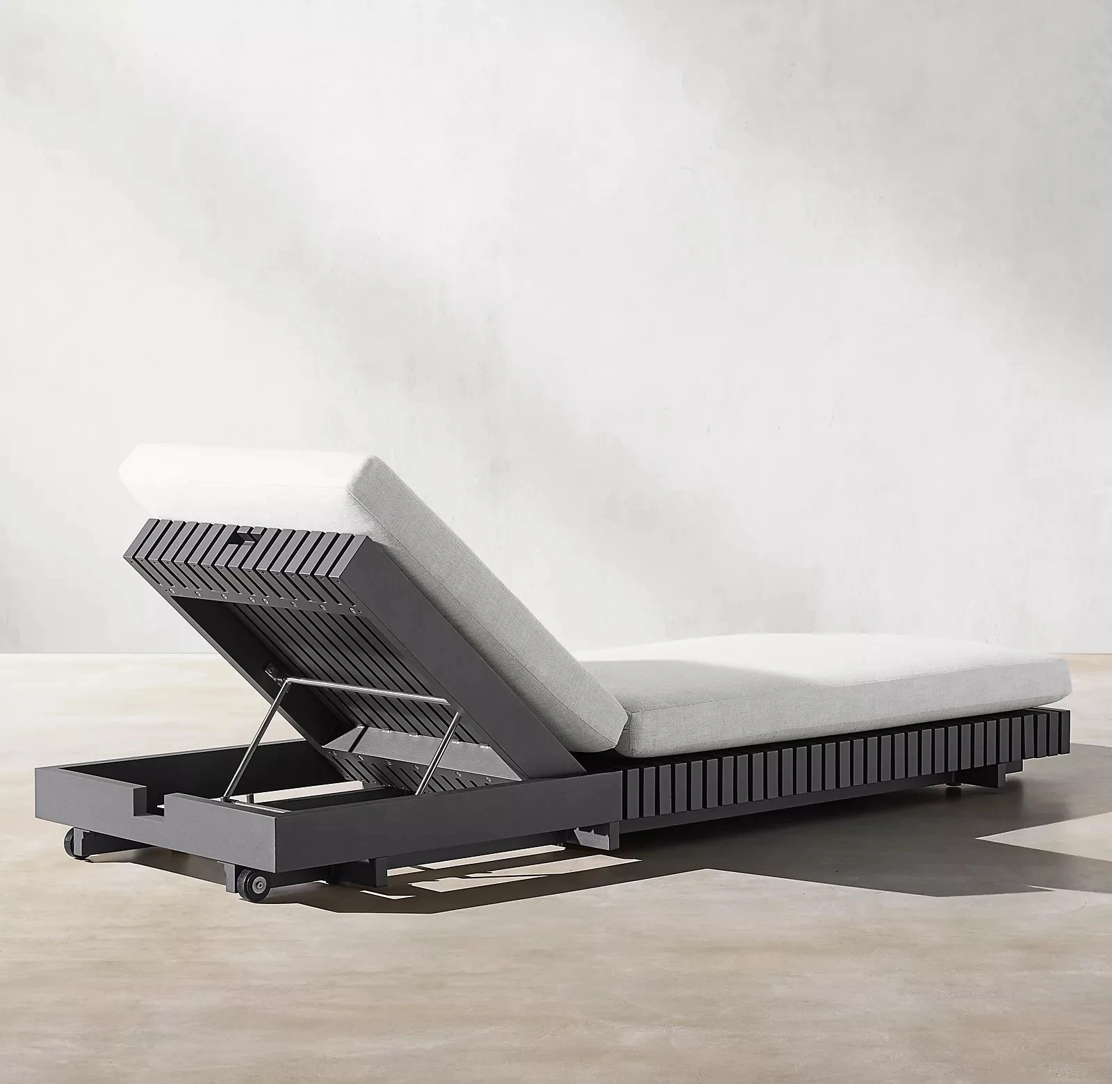 كرسي أثاث خارجي حديث فاخر من الألومنيوم للشاطئ والفندق ومنتجع حمام السباحة وتصميم أنيق لترفيه سرير الشمس #5