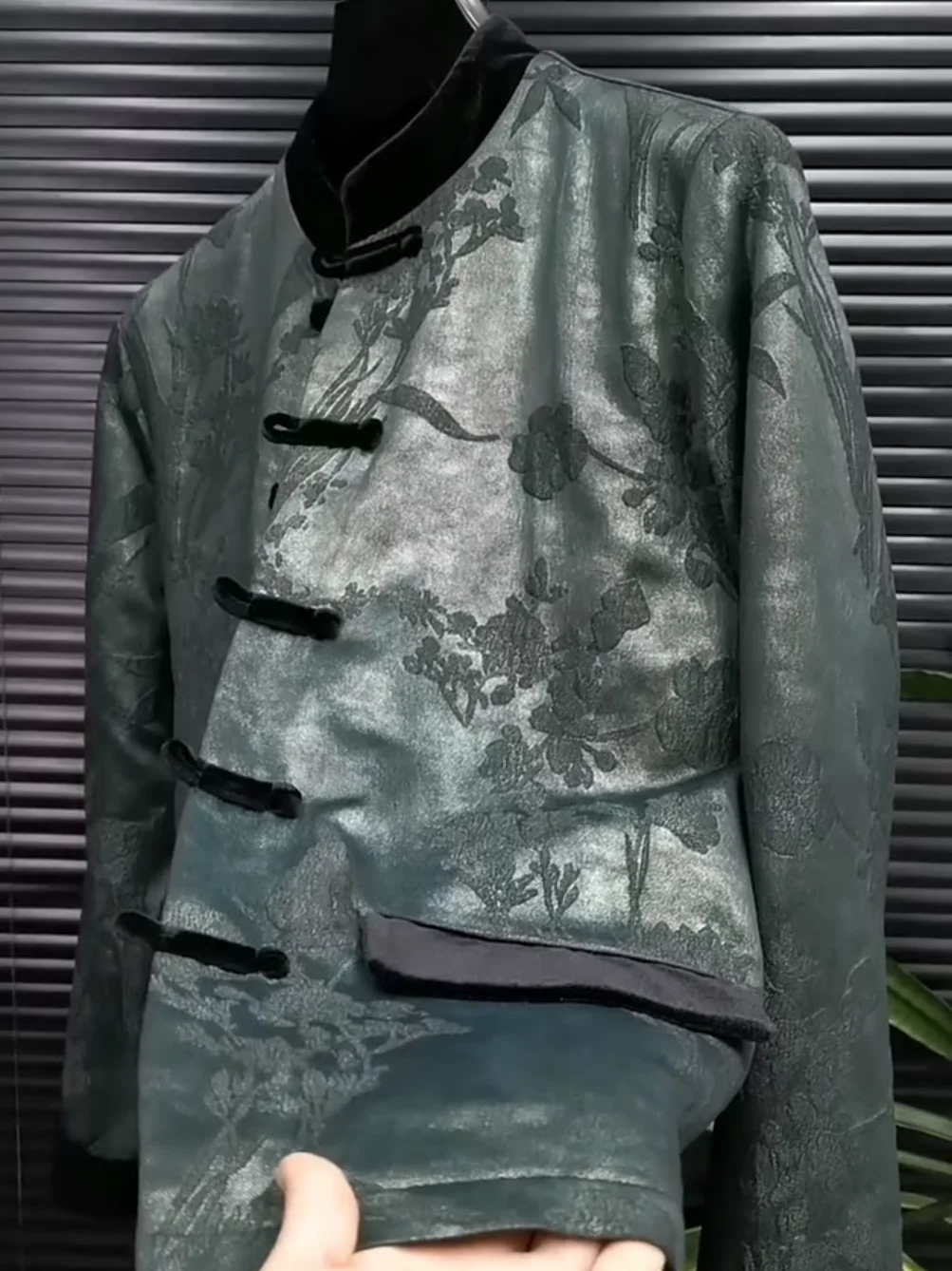 New Men's Tang Suit Jacket with Button Design Fashionable Versatile Stylish Autumn Winter High End Feeling Handsome