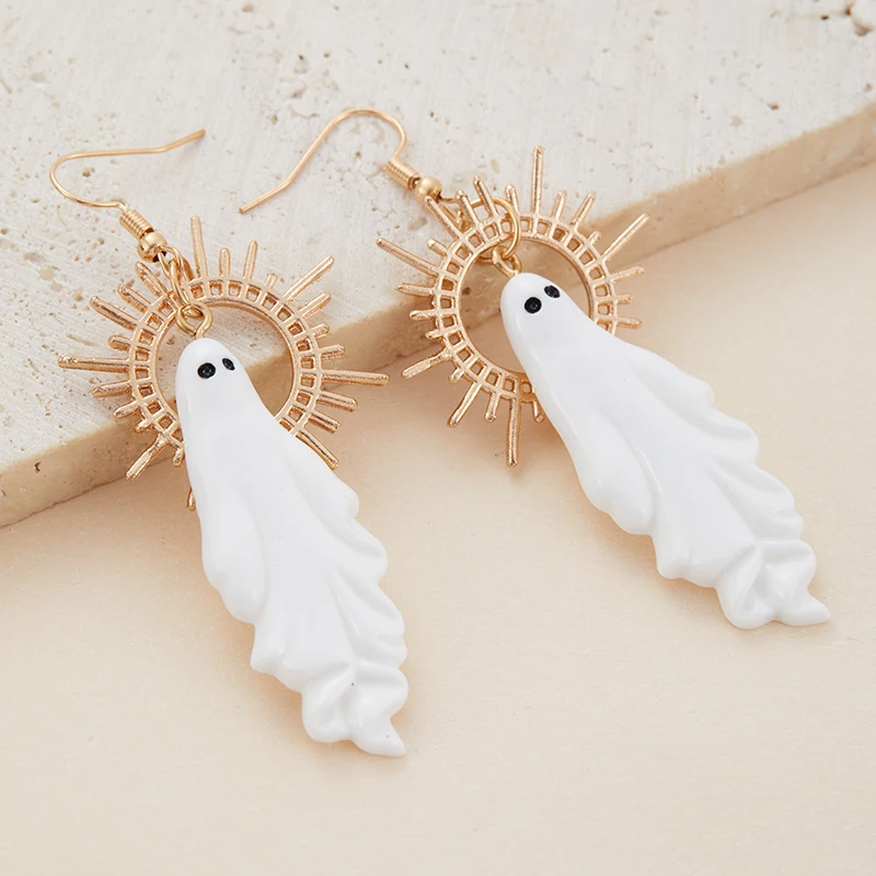 Personalized and Creative Halloween Ghost Pendant Earrings, Suitable for Women's Holiday Accessories, Anniversary Gift for Wives
