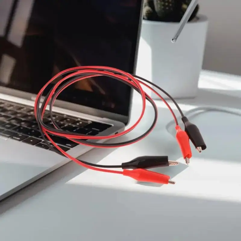 2 szt. Przewody połączeniowe z krokodylkami, długość 1M, 2-żyłowe, 4 klipsy w kolorze czerwonym i czarnym do efektywnych projektów DIY obwodów baterii