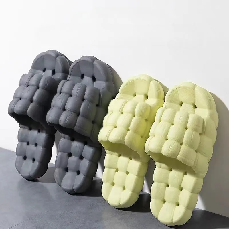 2024 New Indoor comfortable slippers men's and women's indoor shower non-slip soft bottom comfortable lightweight slippers