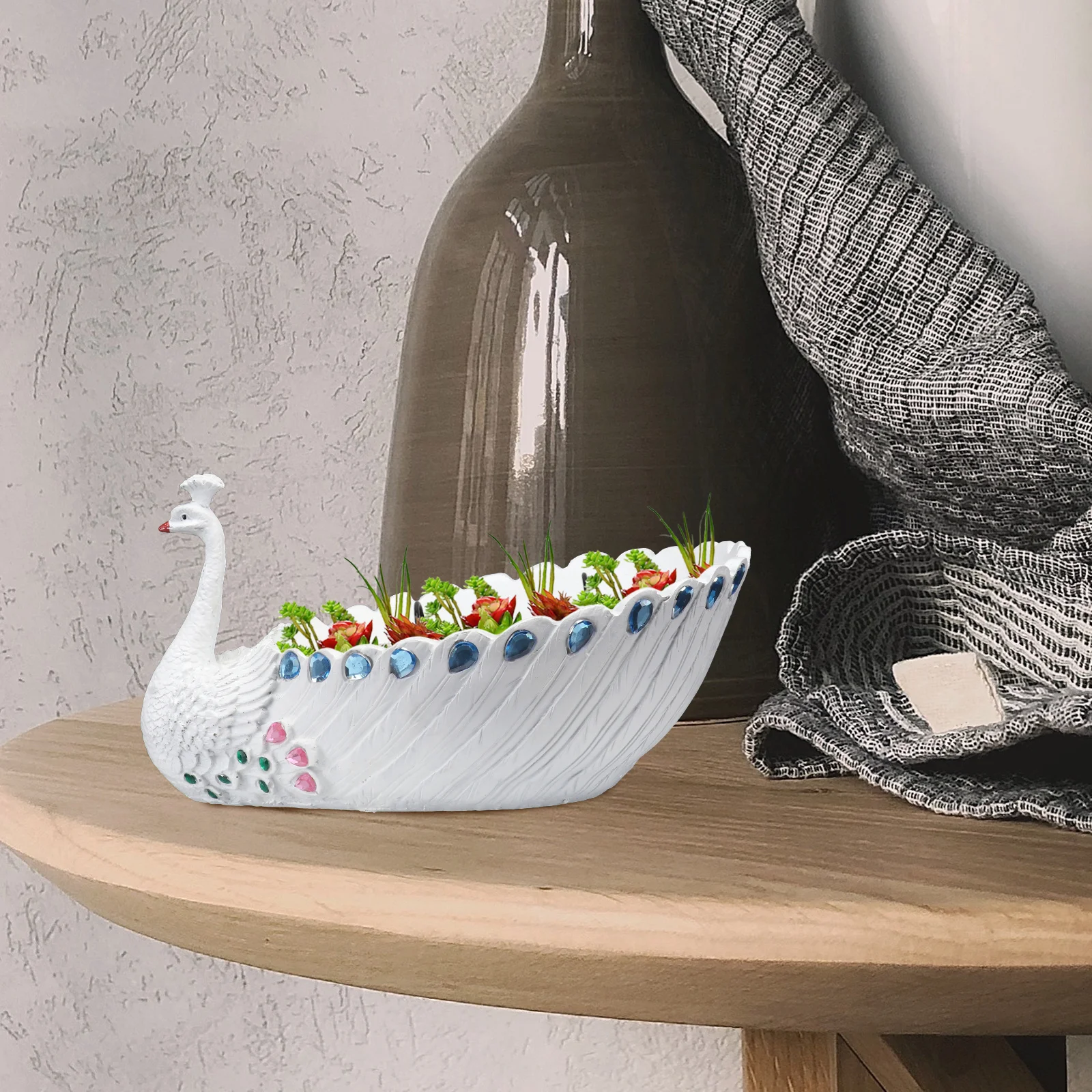 

1Pcs Succulent Planter Resin Creative Flowerpot for Home Decorative Use White Small Exquisite Plants Pot Garden Adornment