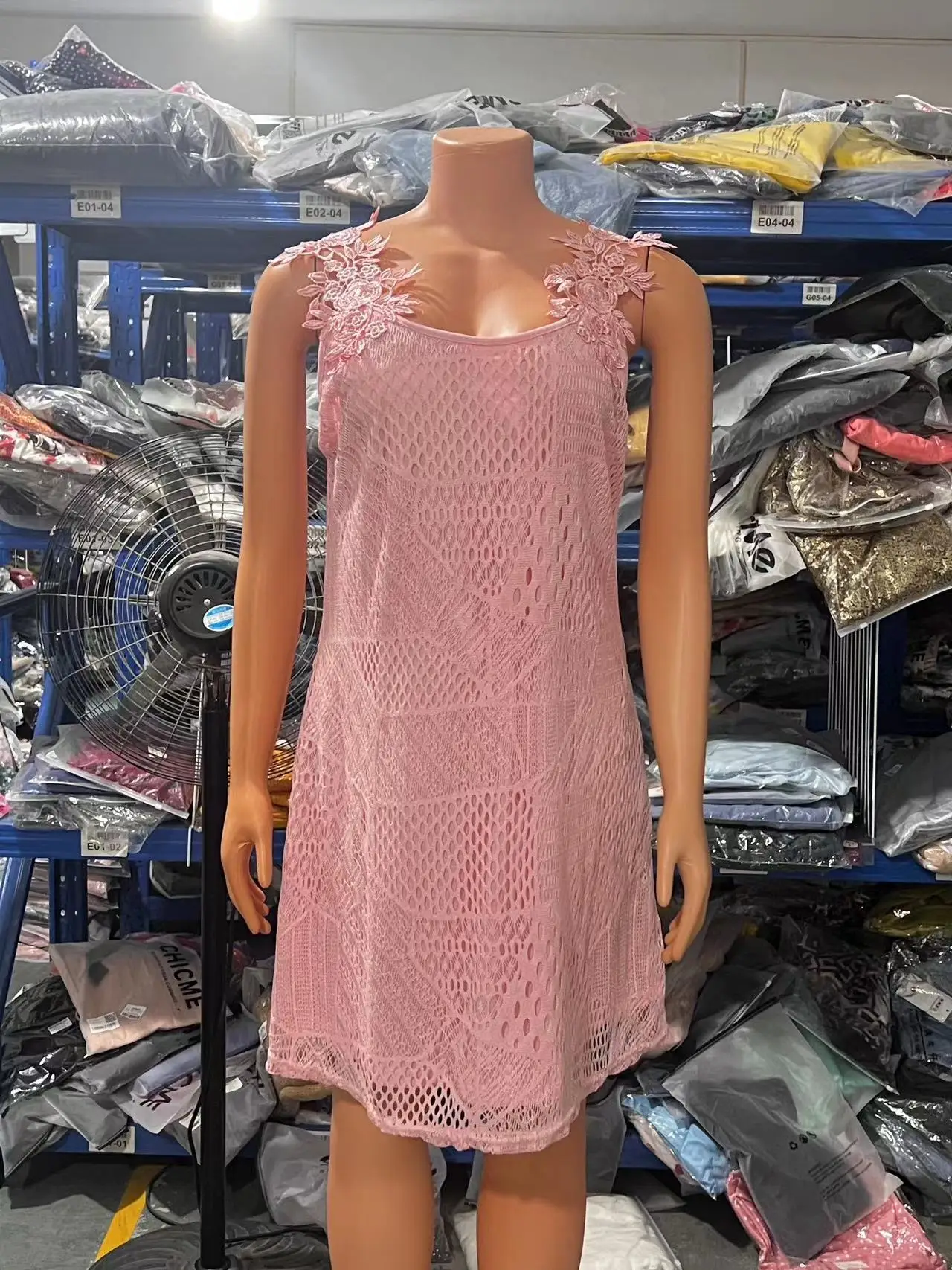 Elegante sexy vestido de verão feminino, decote redondo, oco, remendo de renda com contraste, vestido casual, férias, 2023