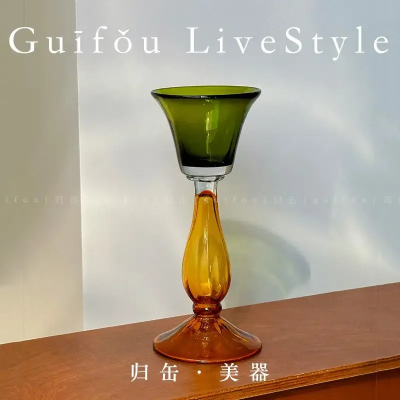 

Niche premium design candle holder