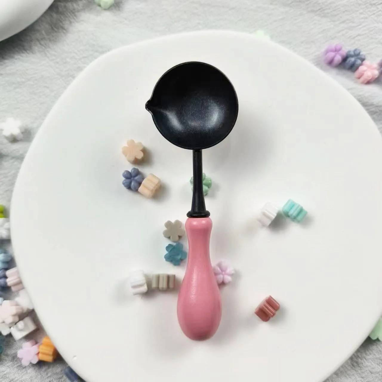 New non-stick fire paint spoon, fire paint seal special melting wax spoon, fire paint wax grain special spoon, non-stick and eas