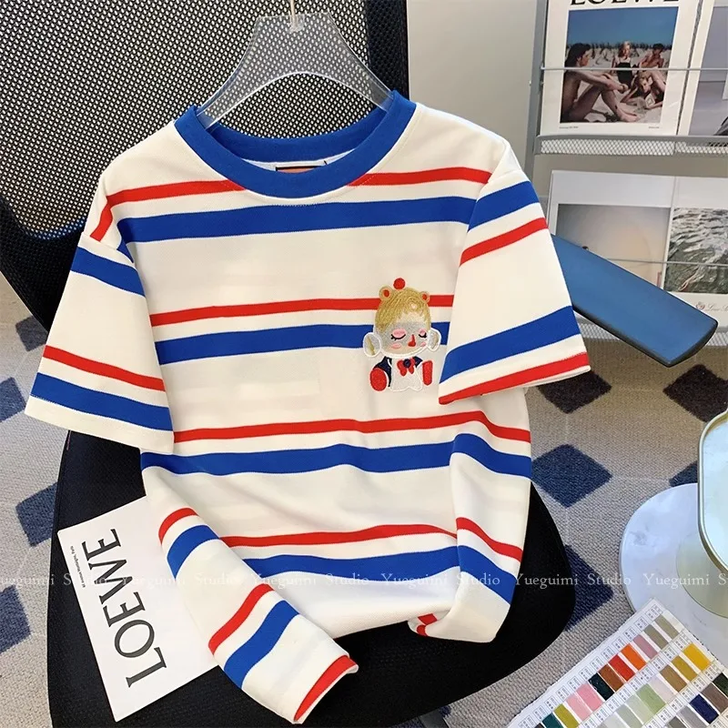 T-shirt z krótkim rękawem w paski, damski, lato 2023, haftowany kwiatowy top z okrągłym dekoltem, ponadgabarytowe koszulki z motywem kreskówkowym