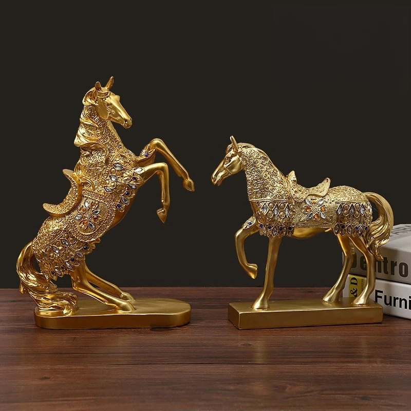 

Golden Horse Statue, Resin Crafts, Suitable for Home and Office Desktop Decoration