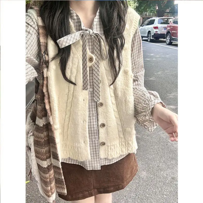 

Vest 2025 new style Popular Hot Item Female vest Knit vest sweater women trends sleeveless vest women Knitwear