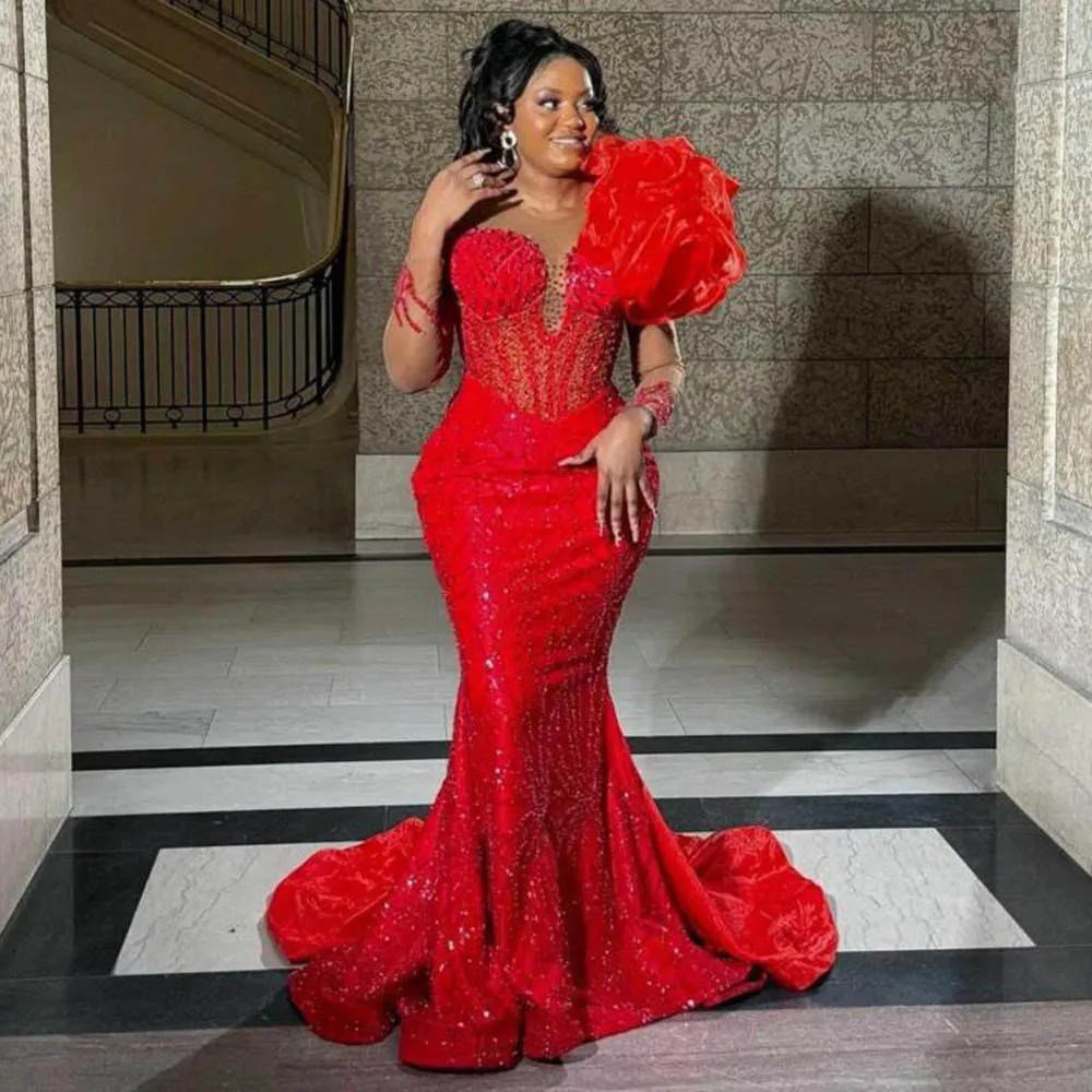 Red Plus Size Evening Dresses With Sheer Neck Illusion Long Sleeves Mermaid Prom Dress Beads Appliques Lace Aso Ebi Party Gowns