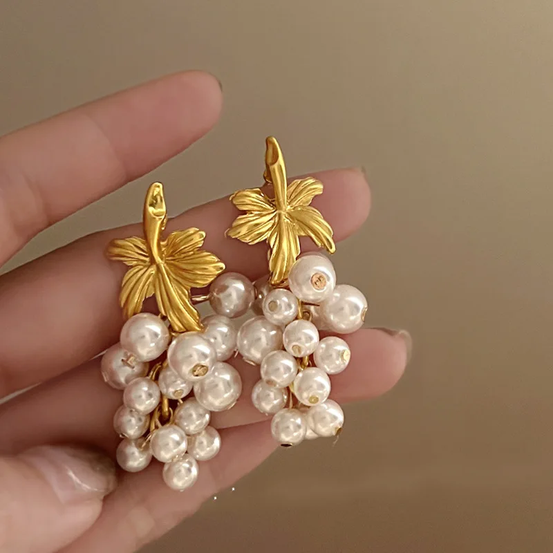 Vintage Pearl Tassel Earrings Luxury Grape Shape Earrings