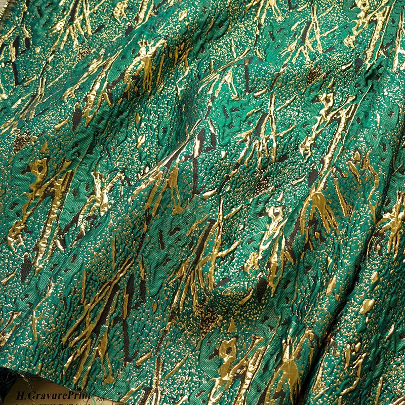 1yard Embossed gilded pleated green woven jacquard satin fabric cheongsam Coat designer Fabrics for clothing