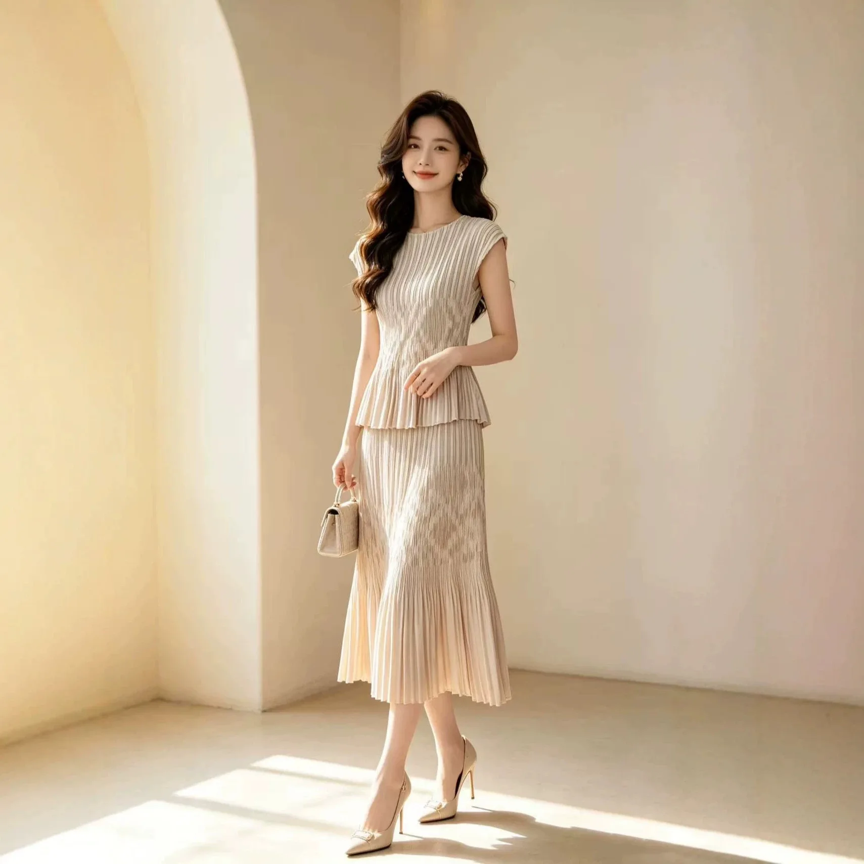 Miyake Pleated Women's Suit 2026 Japanese Design Loose Ruffled Round Neck Short-sleeved Top + Elastic Waist Skirt Two-piece Set view 3