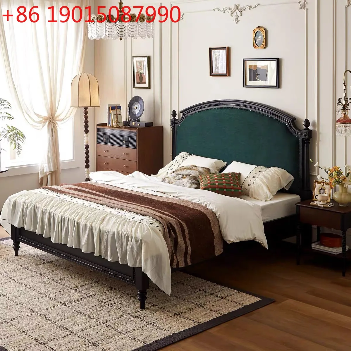 

Retro solid wood bed Small apartment 1.8 meters soft bag princess Master bedroom large Black pillar
