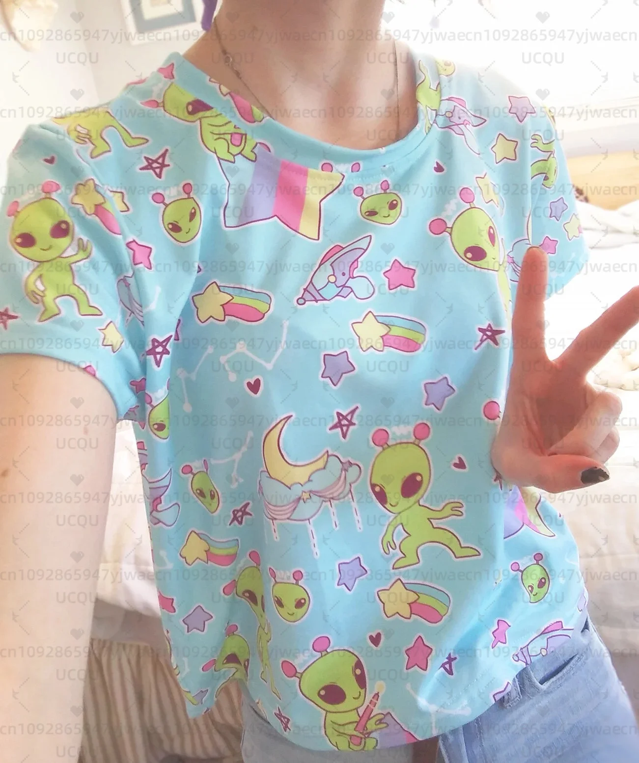 Pastellfarbenes Alien-Crop-T-Shirt mit Regenbögen und Sternen, kurzärmliges Crop-Top für Damen, lässiges T-Shirt, Kawaii Fairy Kei Yume Kawaii