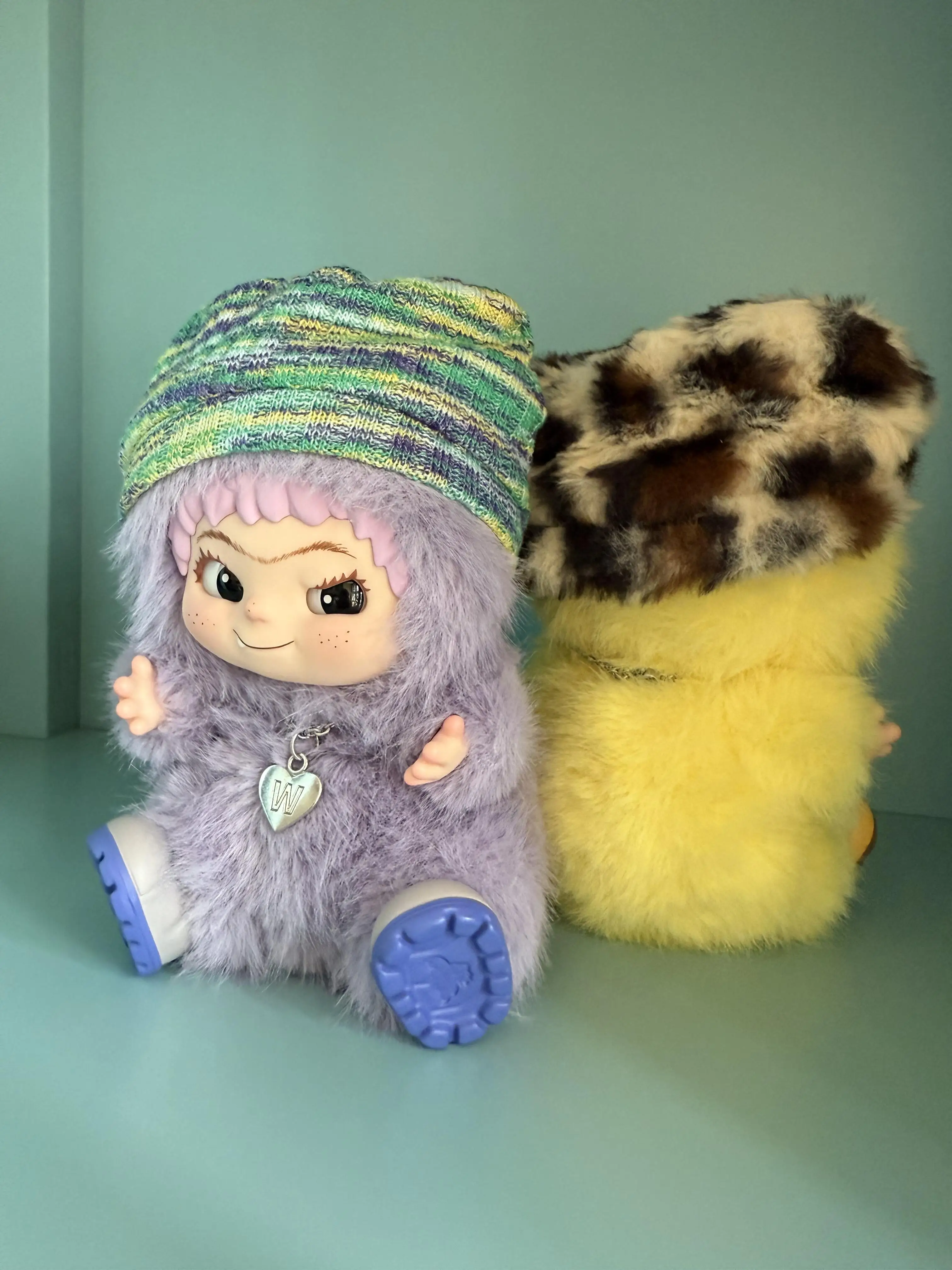 ألعاب قطيفة من الفينيل عالية الجودة، وصناديق عمياء عصرية، وسلسلة حفلات وواكو الممتعة، ونماذج مصنوعة يدويًا، وسلسلة إكسسوار