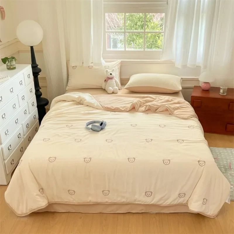 

Summer washed cotton embroidery summer cool quilt small fresh pink summer quilt dormitory single thin quilt machine washable