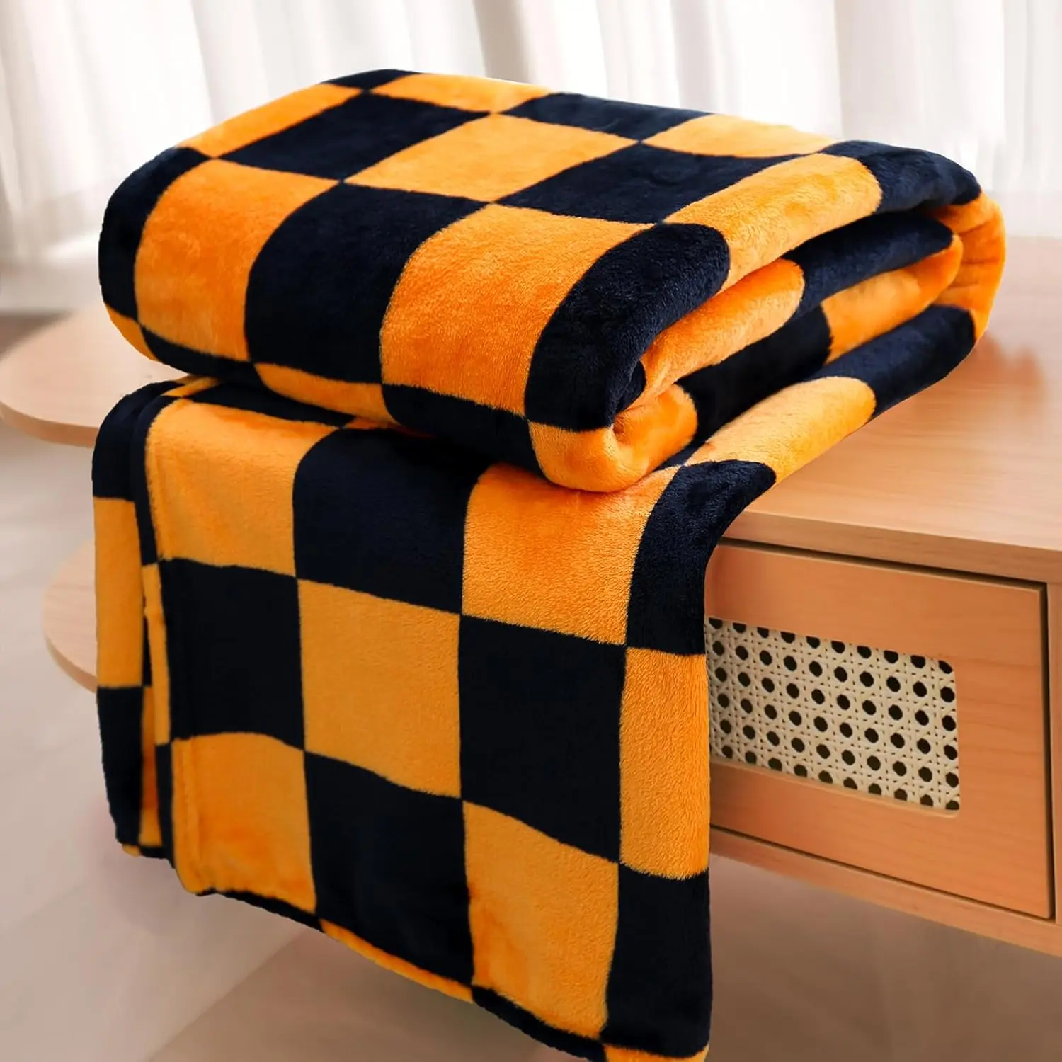 

1PC Throw Checkerboard Black and Orange Flannel Blanket for Couch Bed Sofa Cozy Comfy Warm Halloween Decor for All Season