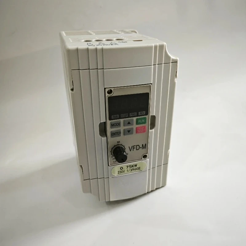 

Brand New Original VFD007M21A VFD-M Inverter | 1HP 0.75KW AC Motor Drive 230V 400Hz Fast delivery