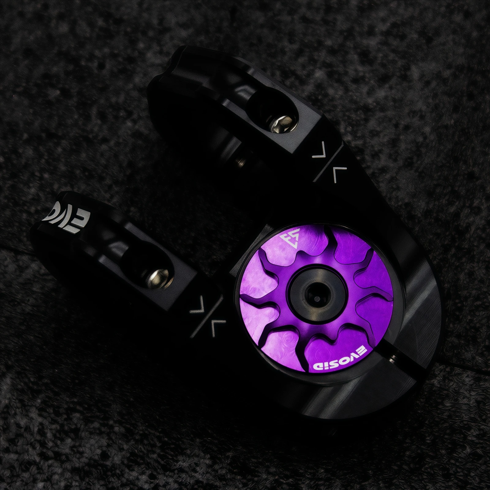 

Bicycle Headset Cap MTB Road Bike Stem Headset Top Cap Cover CNC with Screw for 28.6mm Fork Head Tube Cycling Accessories