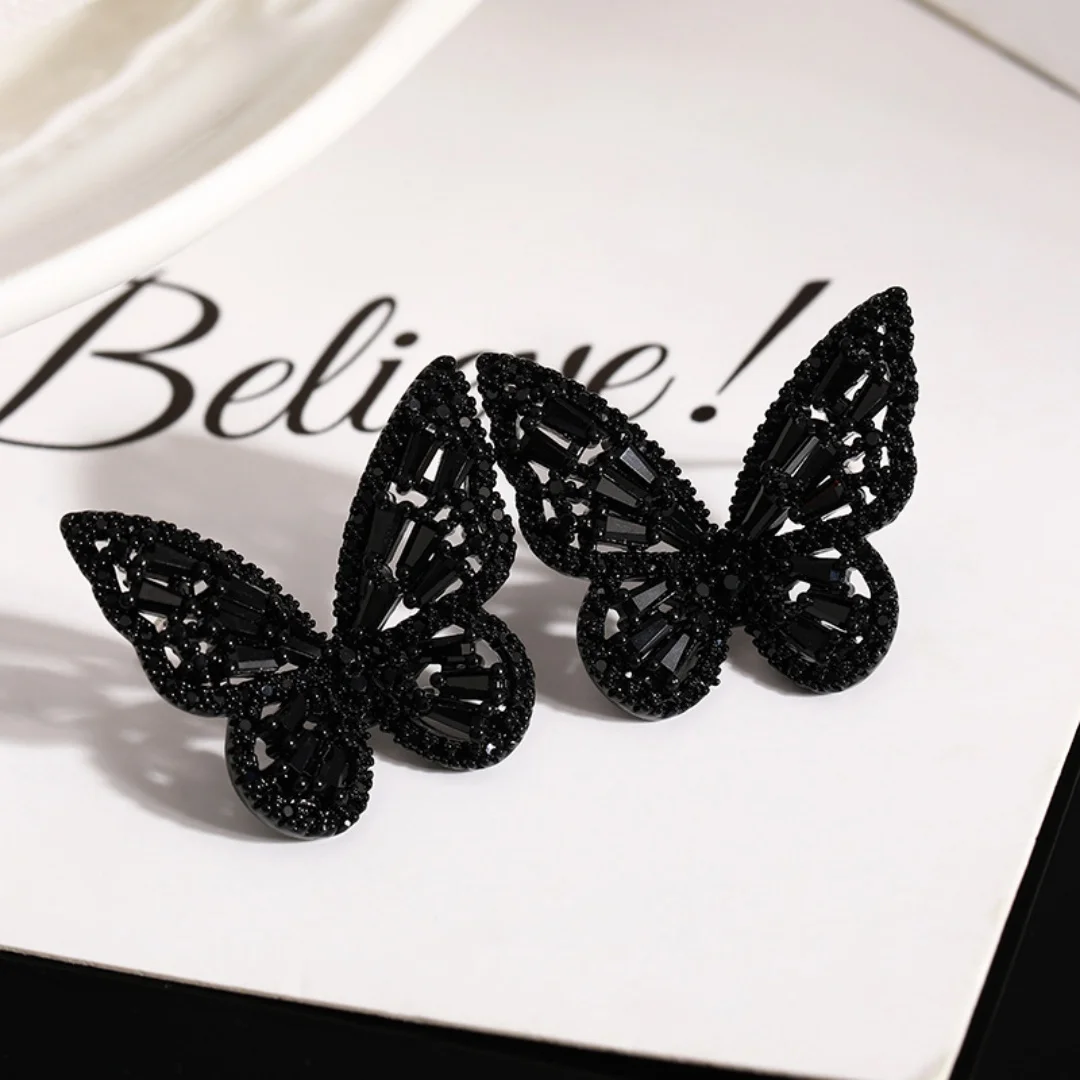 

DUTRIEUX Y2K Elegant Black Butterfly Stud Earrings Women's Temperament Diamond Zirconia Earring Jewelry Minimalist Ear Accessory