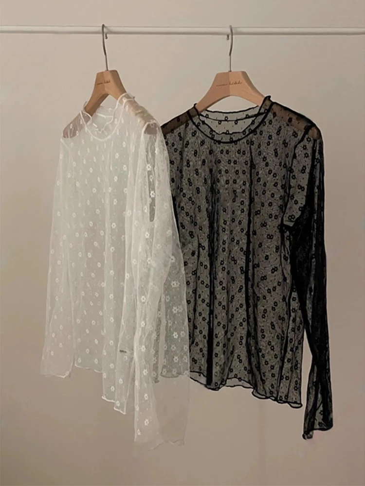 

Lace Base Shirt Women's Thin Long Sleeve T-Shirt Inner Sun Protection Cover Transparent Mesh Top Korean Style round Neck Slim...