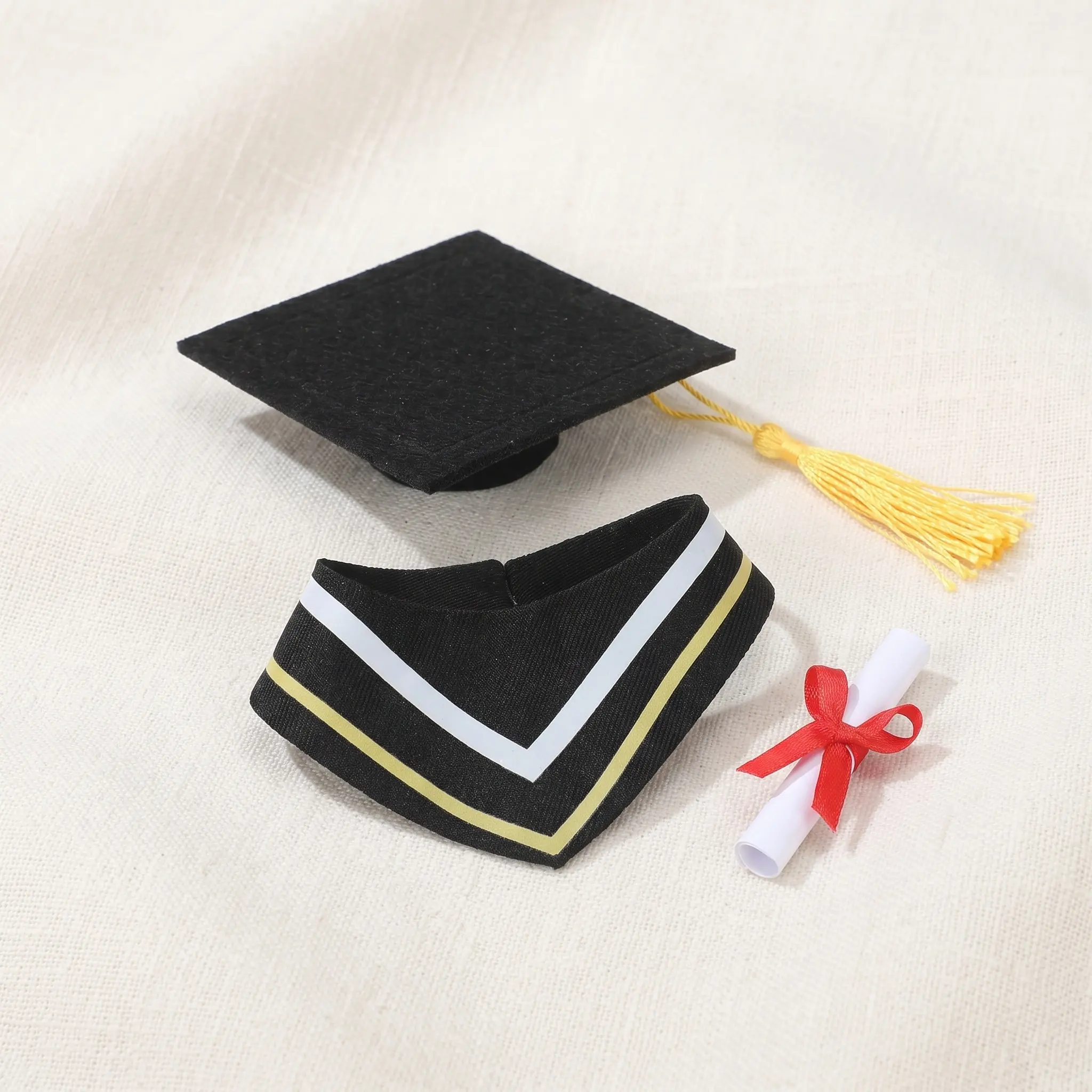 

Graduation Bear Costume Outfit Gown Cap Scroll for Stuffed Animals Meticulously Crafted Detail Cute Charm Souvenir Soft Fade