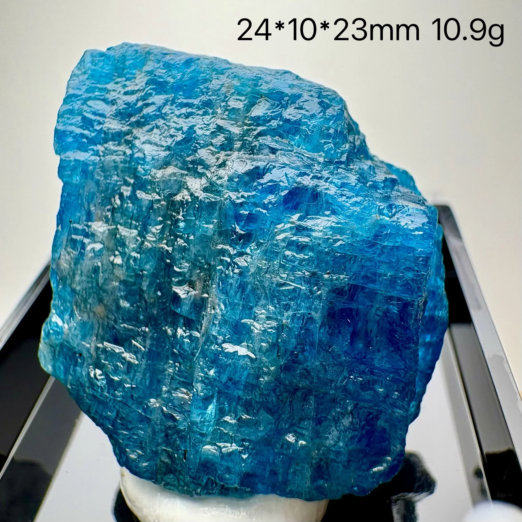 Natural Material Brazilian Blue Apatite Crystal Mineral Specimen Mineral Collectible Fluorite Crystals Quartz Cluster Raw Stone