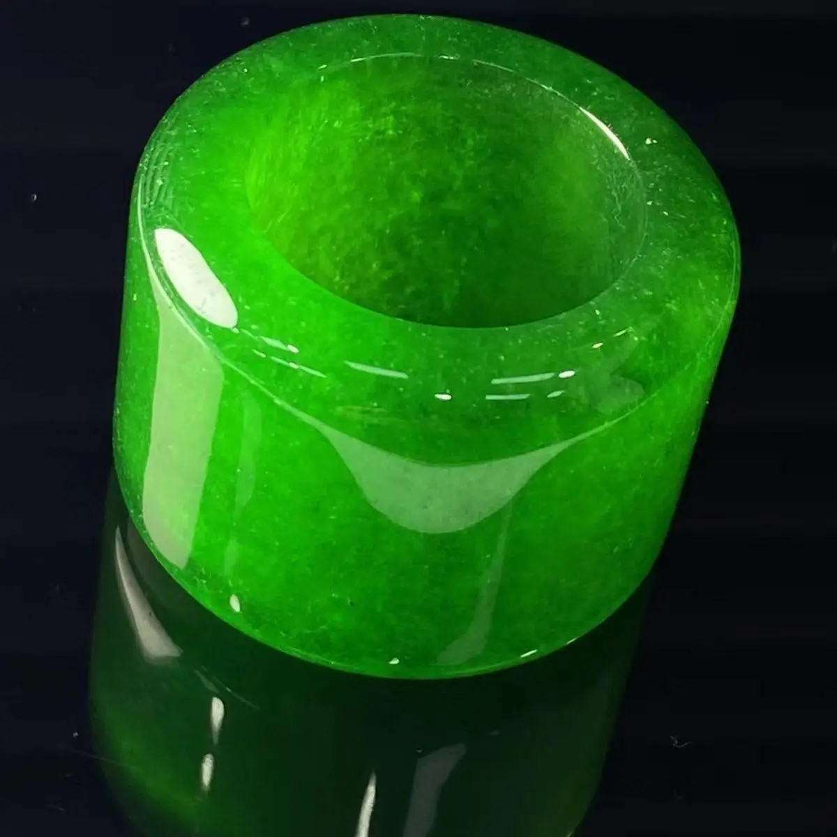 

Jade high ice jadeite ice ring men's plate finger to wear