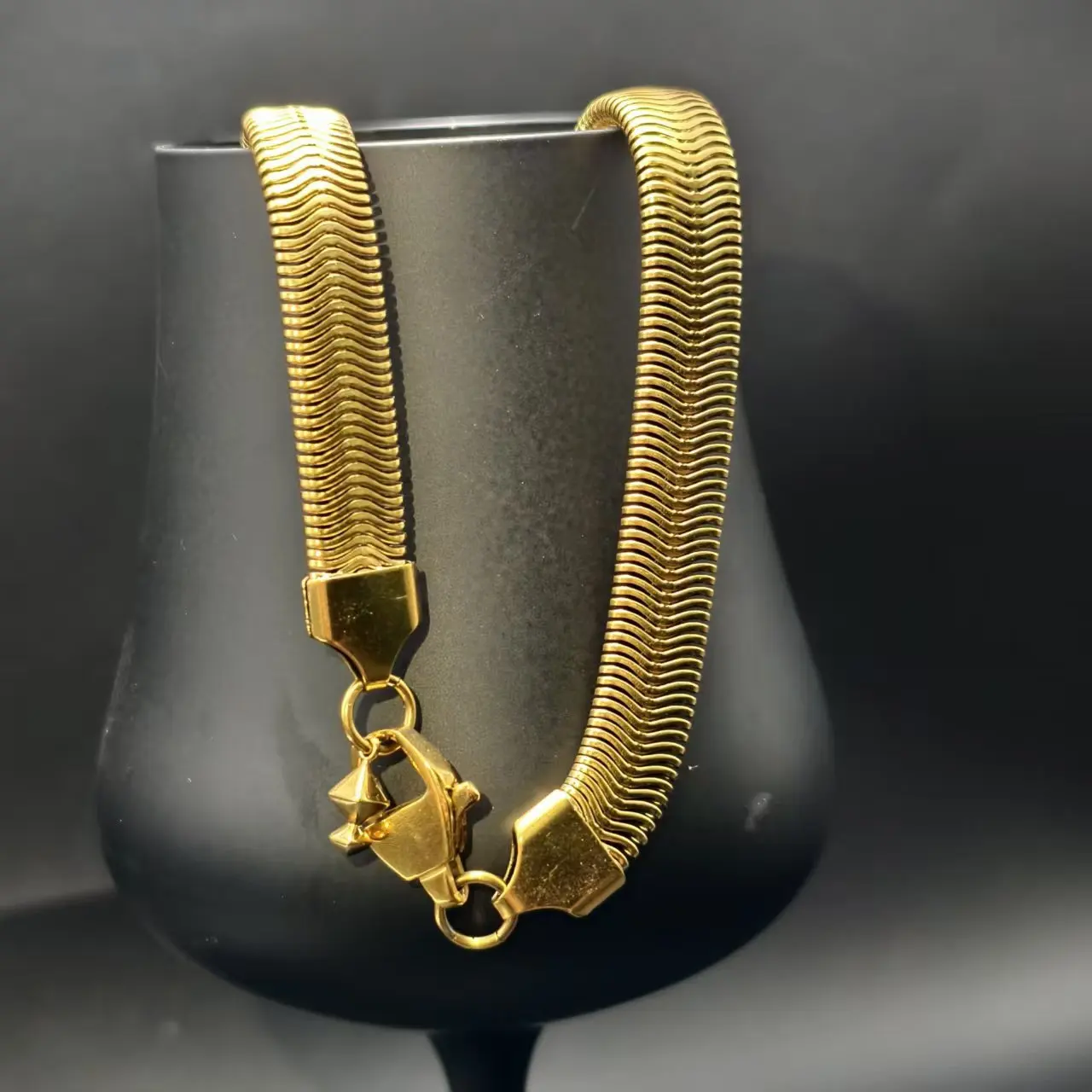 

European and American fashion hot selling versatile gold-plated snake bone chain hip hop fashion unisex necklace jewelry gift li