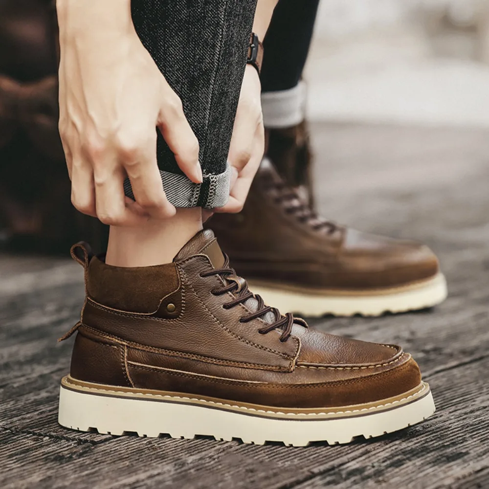 Luxury Quality Flat Designer Vintage Leather Ankle Boot Men Outdoor Casual Business Genuine Leather Boot Lace Up Motorcycle Boot