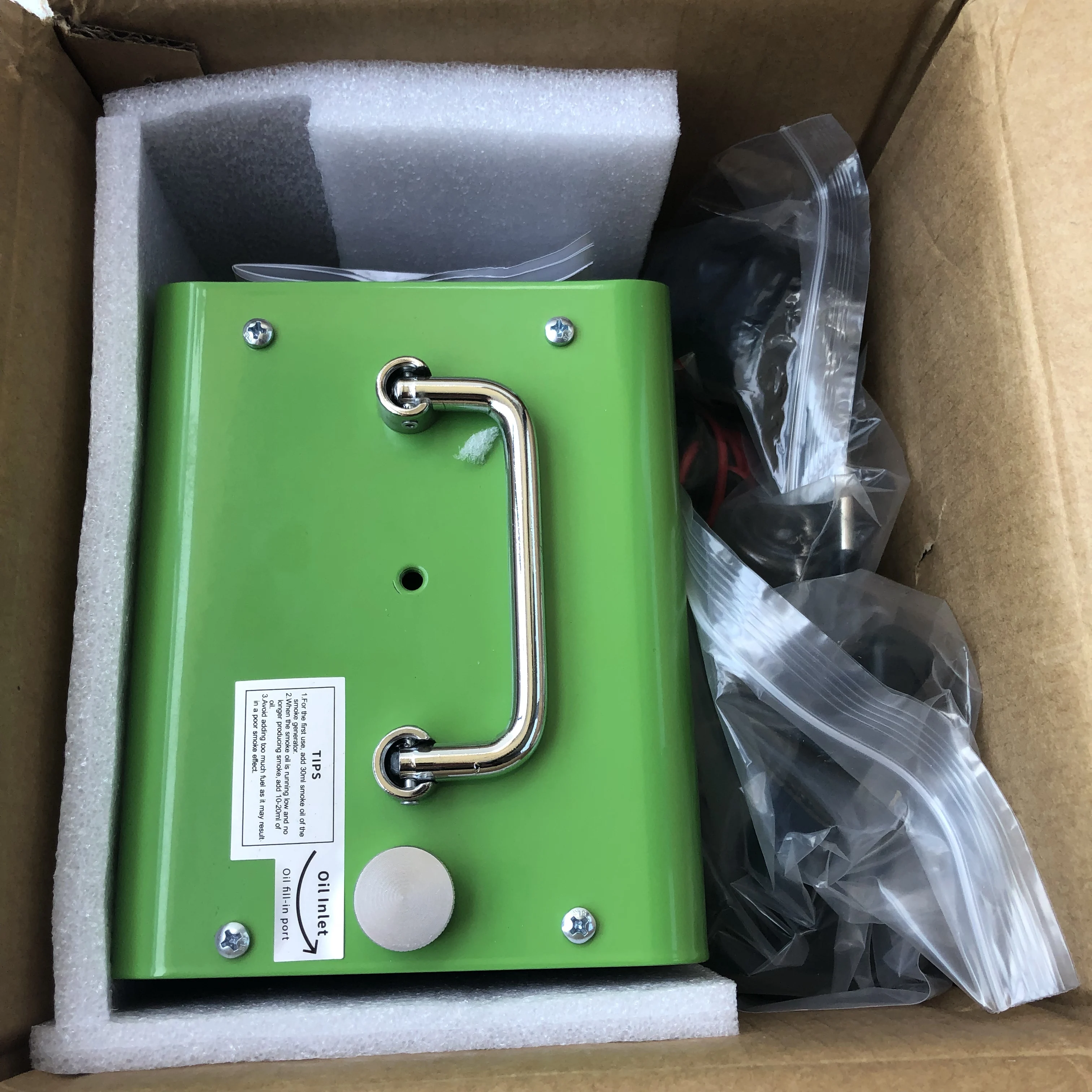 SD403 12V portable car smoke leak detection and diagnosis machine, fast car pipeline system detection smoke locator